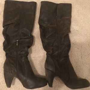 Coconut Slouch Boots!